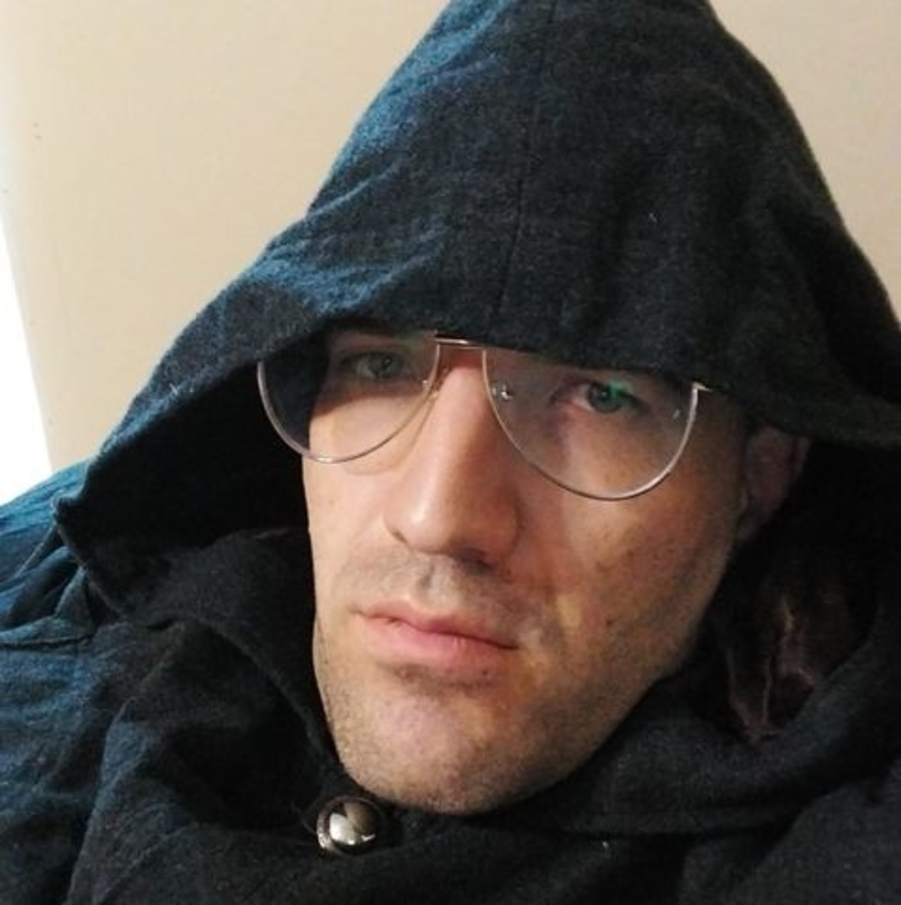 Meet your Posher, Brandon